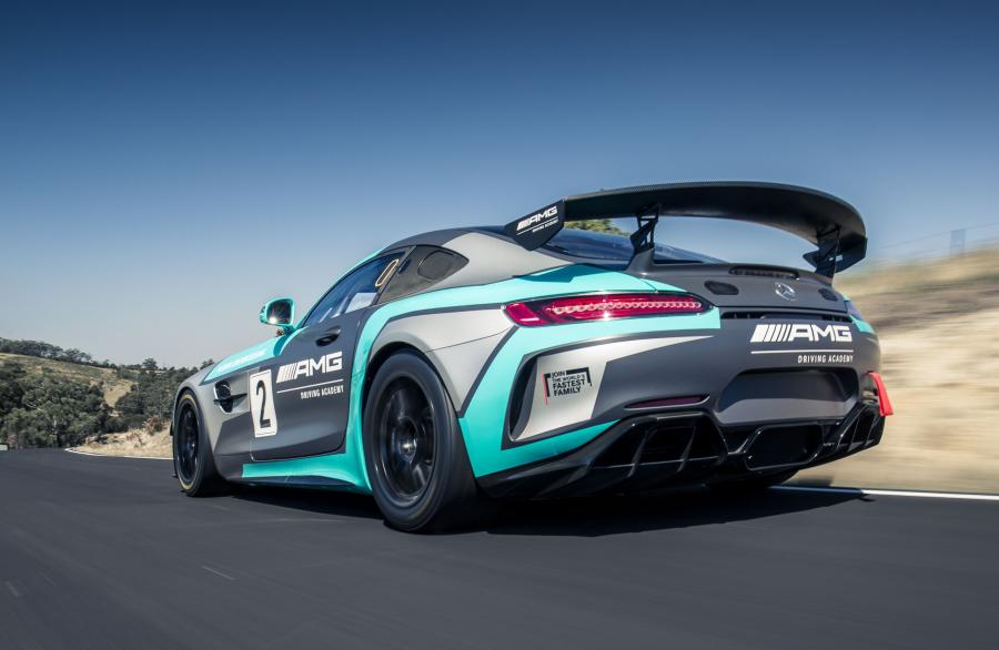  Mercedes-AMG GT4 (C190) 2017 года  (фото 19 из 43)